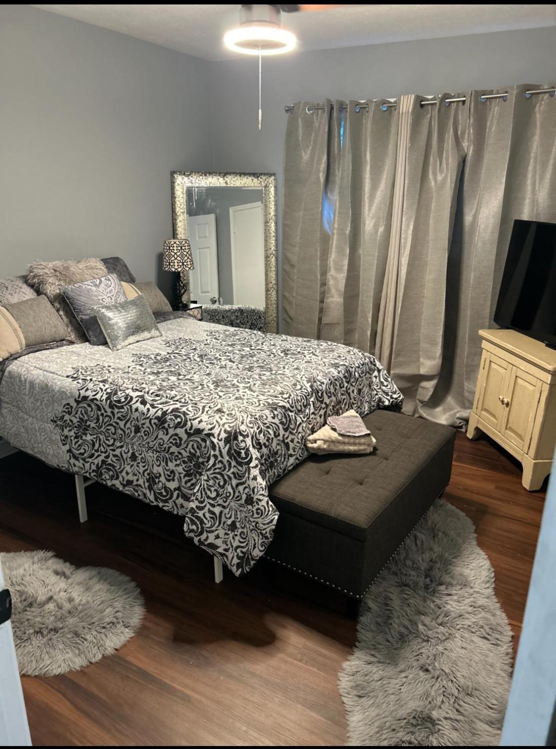 Loners Loft Private Rooms Хантсвилл Экстерьер фото